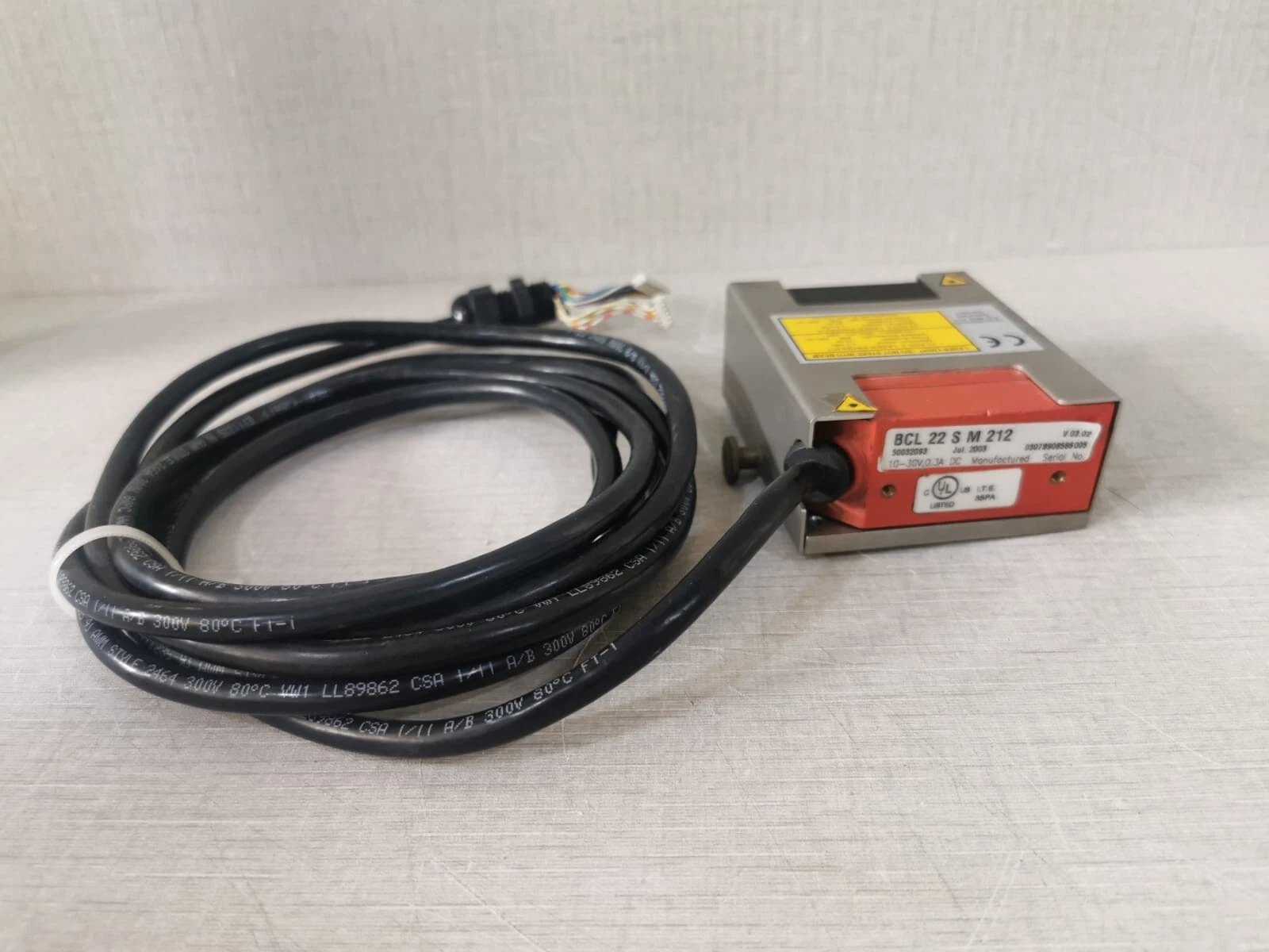 Leuze Electronics BCL 22 S M 212 / BCL22SM212 Bar Code Reader - W/ UNCLOSED PART